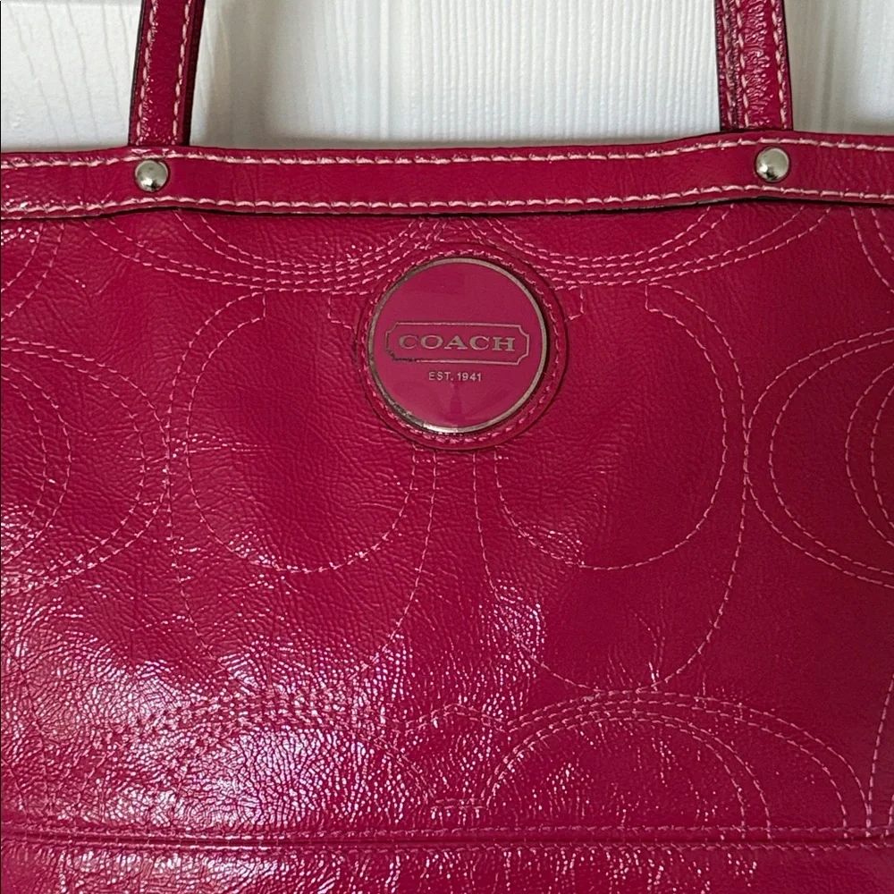 COACH Signature Berry Pink Patent Leather Tote Bag - Picture 14 of 16